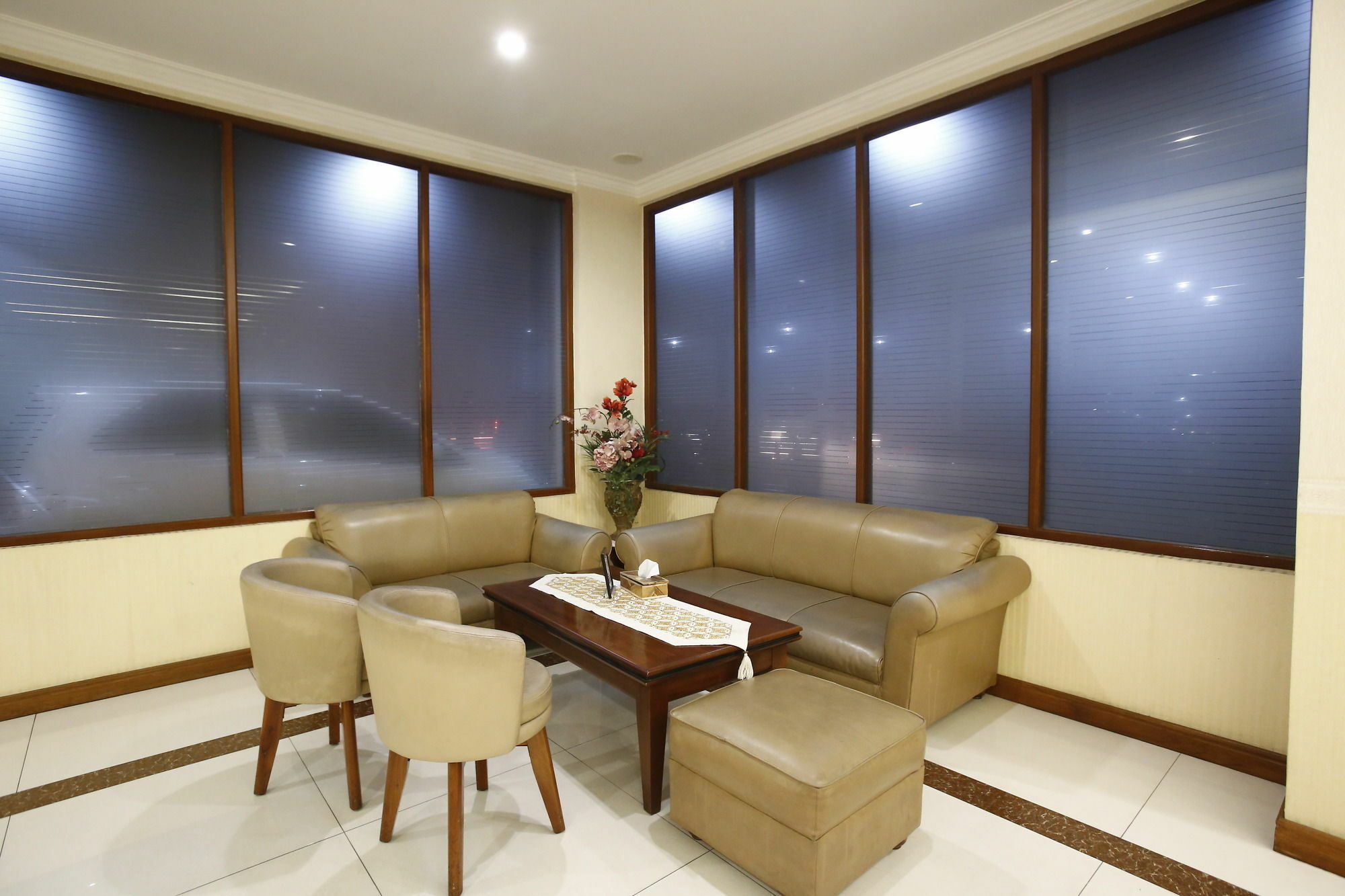 Hotel Reddoorz @ Petojo Jakarta